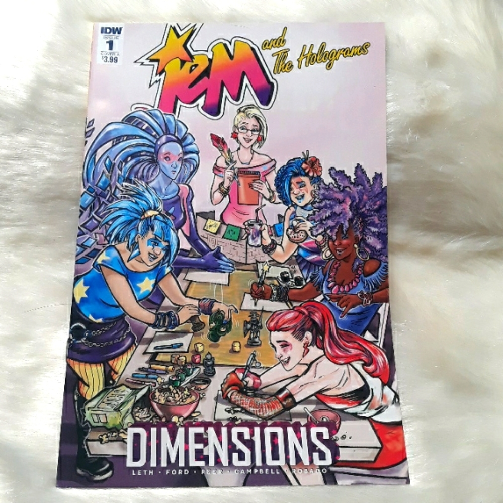 Jem And The Holograms Dimensions Comic Book 2017 full color 32 pages